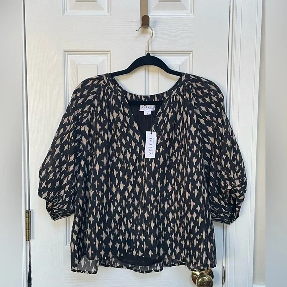 Velvet Graham & Spencer Harmony Nightfall V-Neck Top Women’s Medium NEW W/ TAGS - Picture 6 of 13